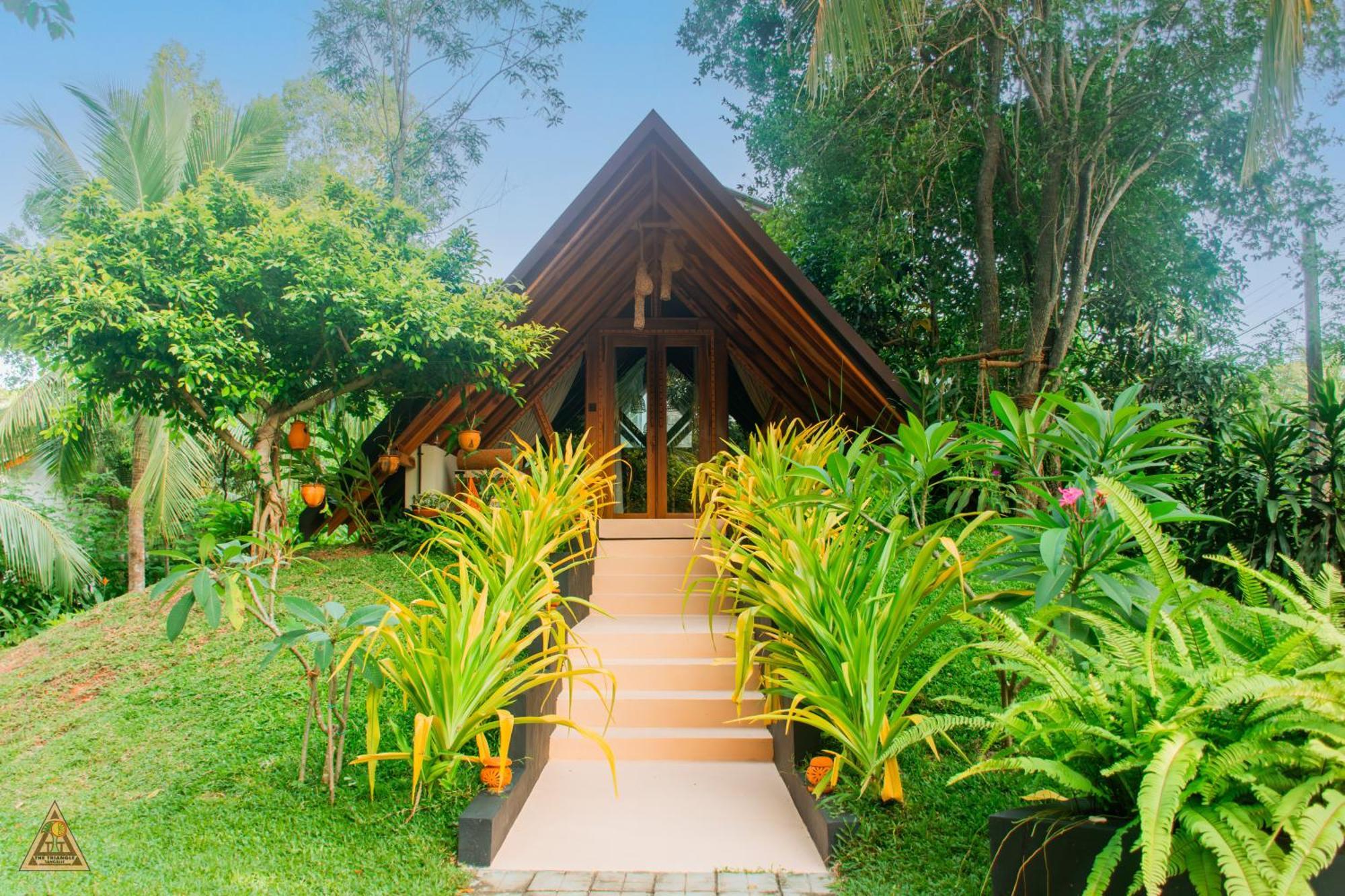 The Triangle Tangalle Buitenkant foto